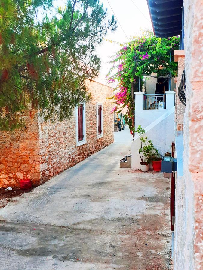 Stone House Halki Villa ภายนอก รูปภาพ
