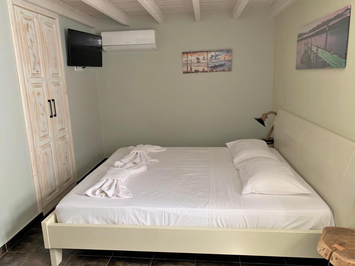 Stone House Halki Villa ภายนอก รูปภาพ