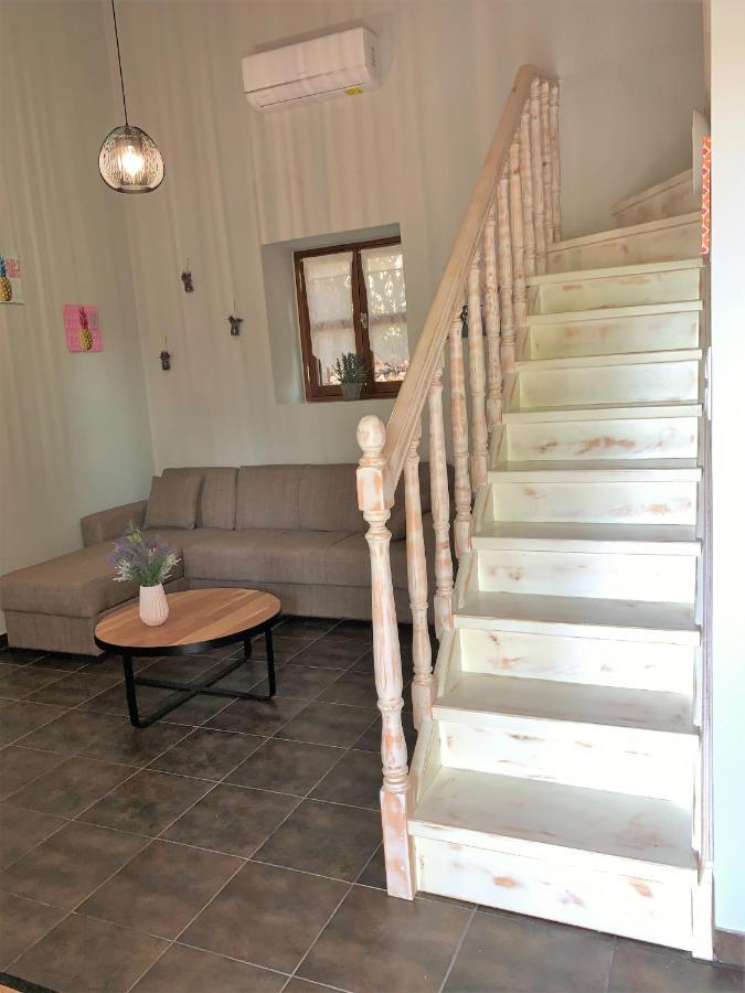 Stone House Halki Villa ภายนอก รูปภาพ